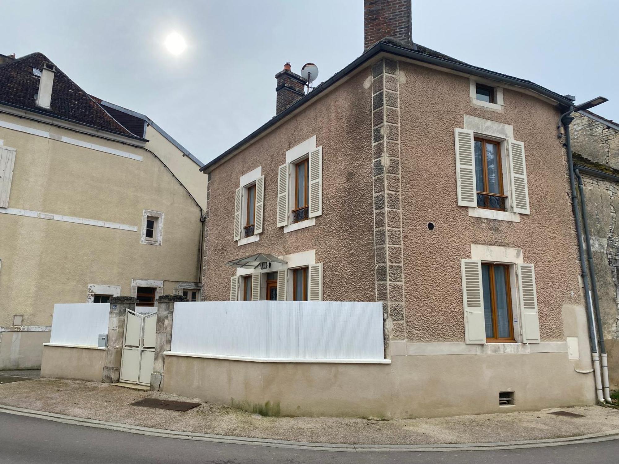 Vila Maison Au Centre De Tanlay Exteriér fotografie